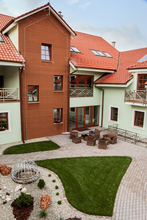 Penzion Tri Koruny Spisska Stara Ves Exterior foto